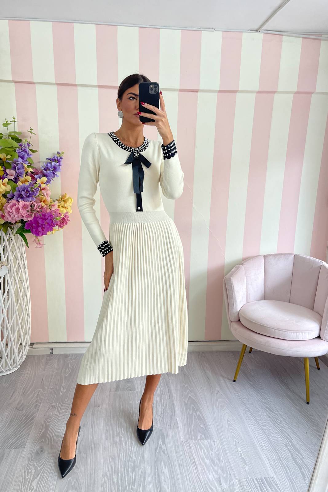 STORIA ABITO VENERDI