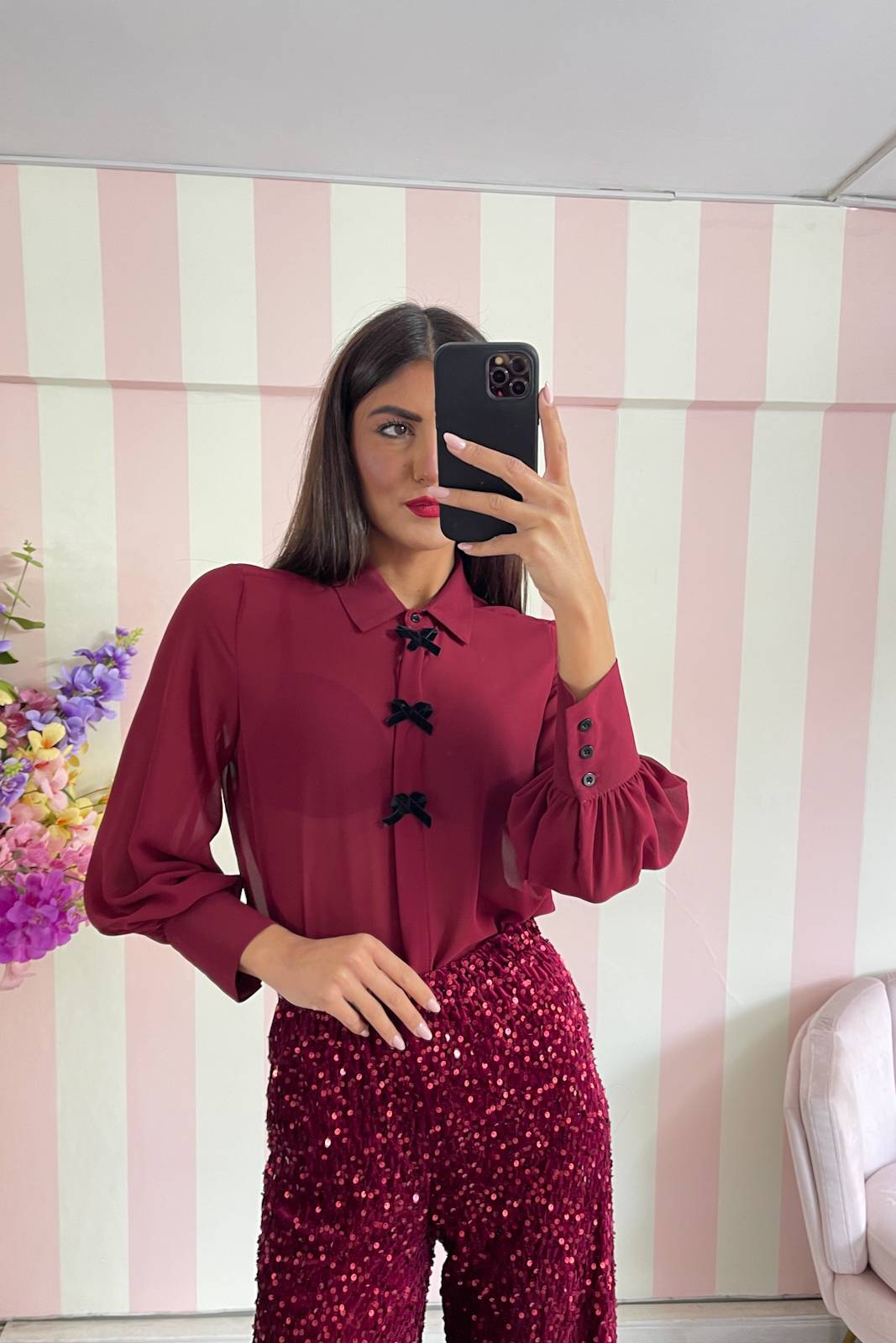 STORIA CAMICIA CON FIOCCHETTI