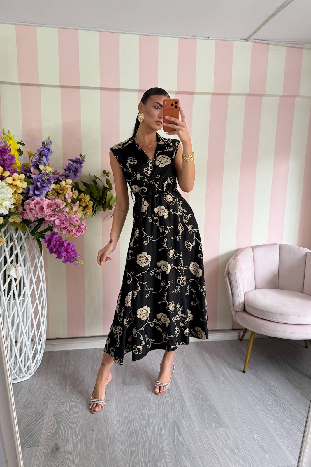 STORIA ABITO A PORTAFOGLIO-MAGDA