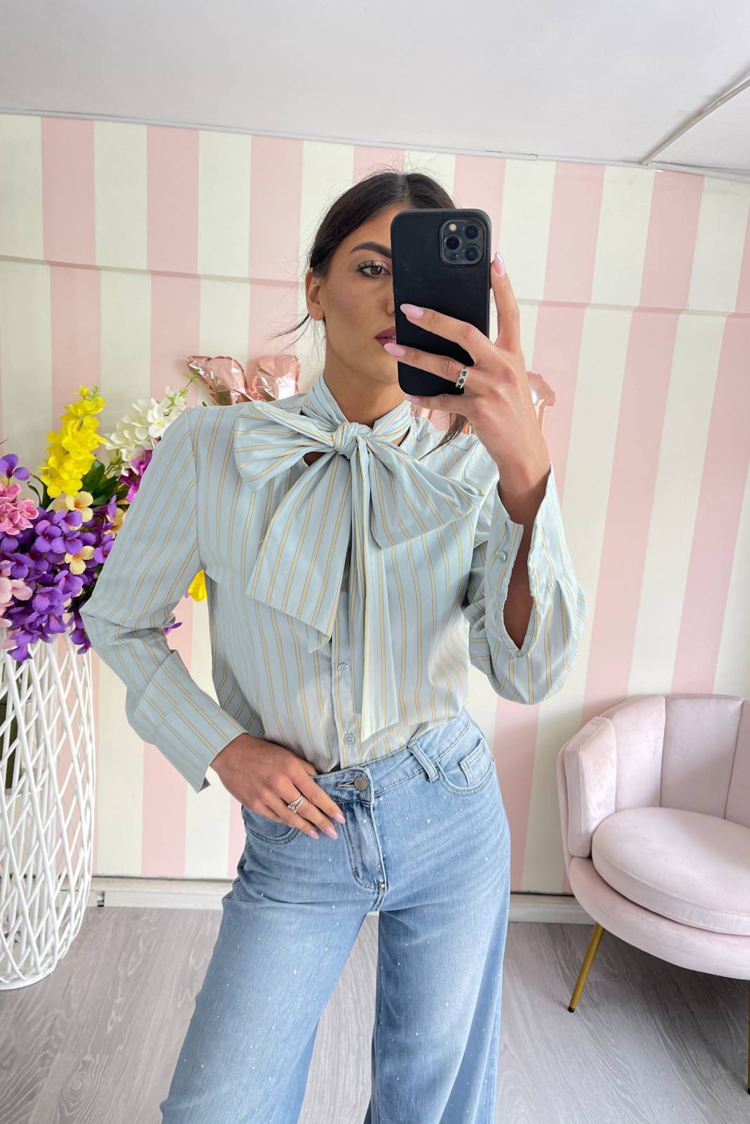 STORIA CAMICIA CON FIOCCO