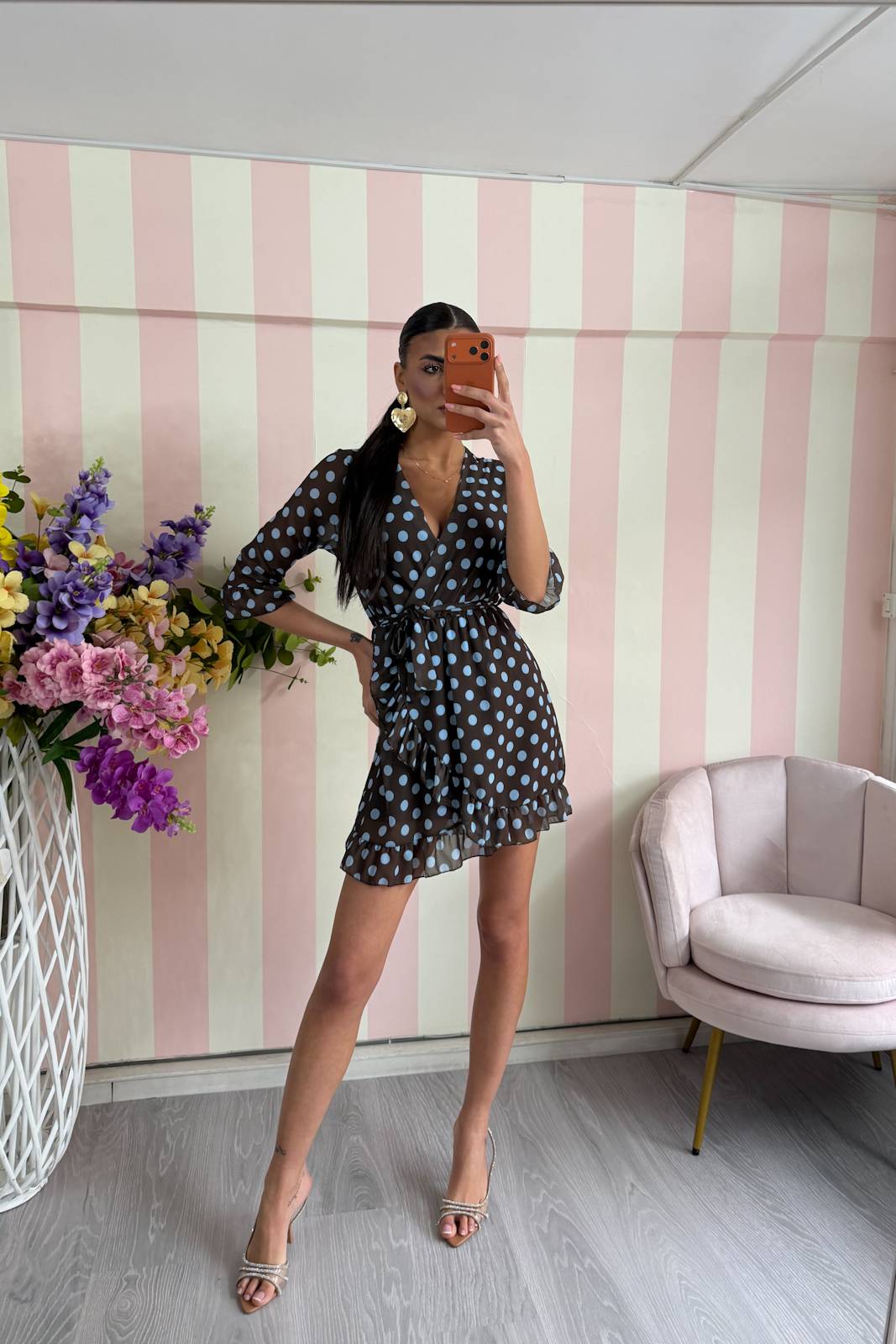 STORIA ABITO POIS-HELENA