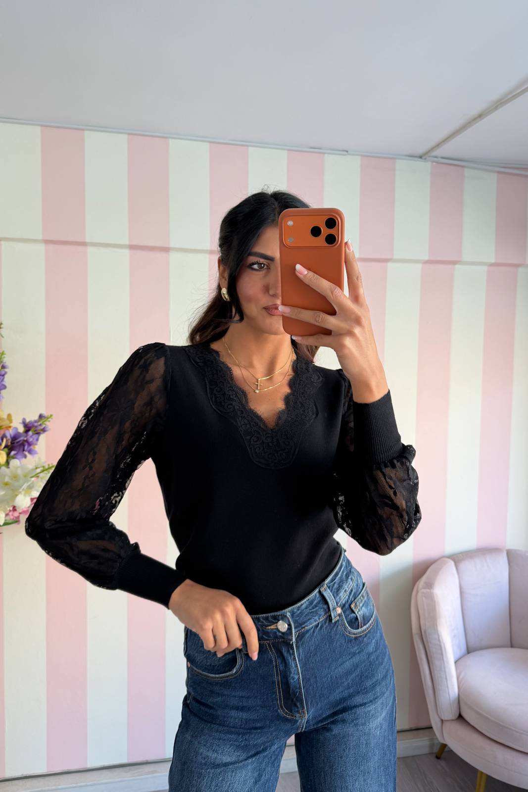 STORIA MAGLIA AISHA