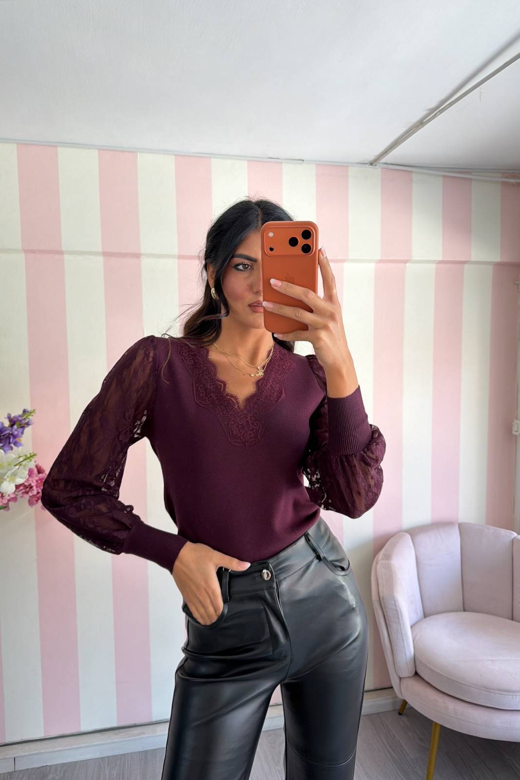 STORIA MAGLIA AISHA