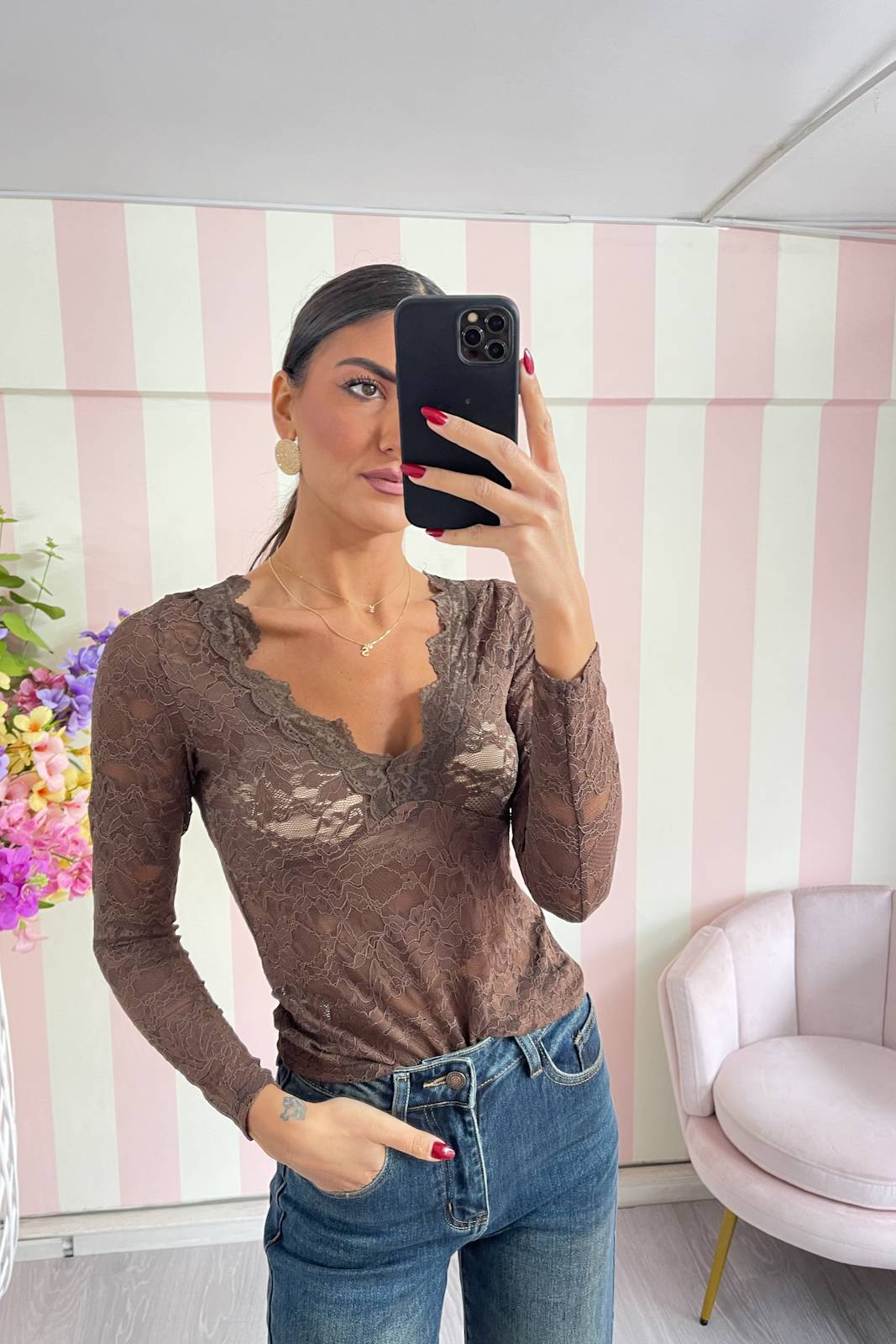 STORIA MAGLIA IN PIZZO SCOLLO A PUNTA