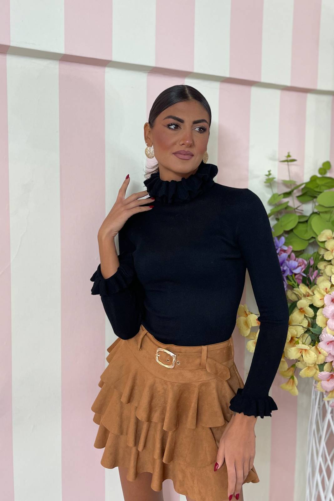 STORIA MAGLIA CON ROUCHES