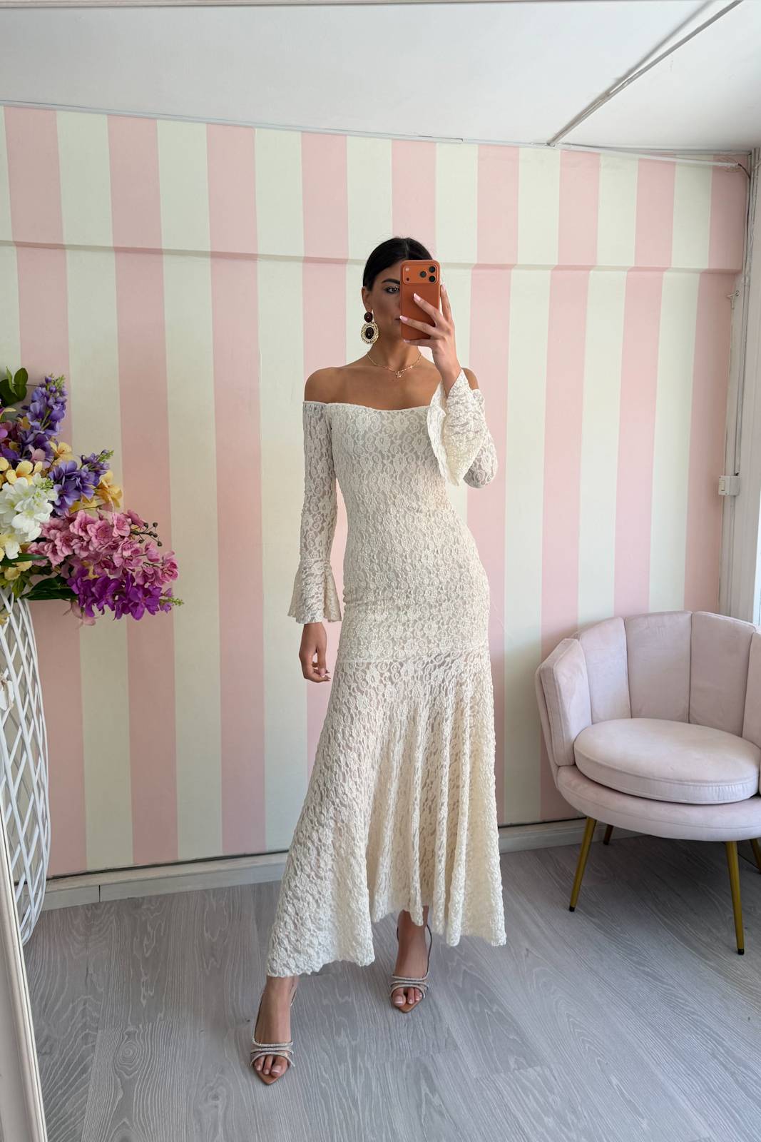 STORIA ABITO DOLORES