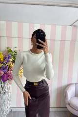 STORIA MAGLIA CON GIROCOLLO IN PERLE