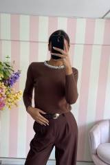 STORIA MAGLIA CON GIROCOLLO IN PERLE