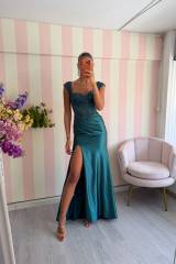 STORIA ABITO RED CARPET