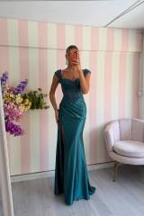 STORIA ABITO RED CARPET