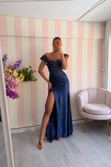 STORIA ABITO RED CARPET