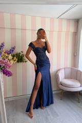 STORIA ABITO RED CARPET