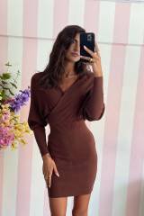 STORIA ABITO CON SCOLLO AD INCROCIO