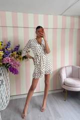 STORIA ABITO POIS-HELENA