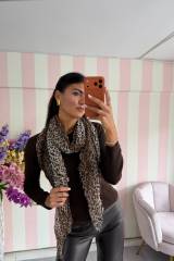 STORIA MAGLIA CON FOULARD ANIMALIER