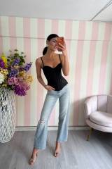 STORIA BUSTINO THELMA