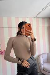 STORIA MAGLIA JUSTINE