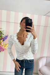 STORIA MAGLIA IN PIZZO SCOLLO A PUNTA